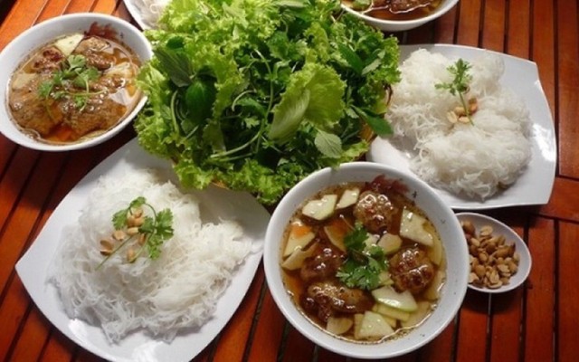 Quỳnh Bún Chả Hà Nội - Bún Chả, Bún Sườn & Bún Mọc - Bắc Sơn