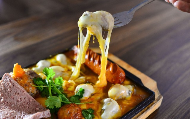 Bếp Nhà 56 - Bánh Mì Chảo - 175 Tam Bình