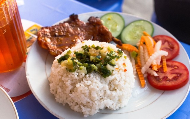 Quán Cô Kim - Cơm, Bún & Phở - Nơ Trang Long