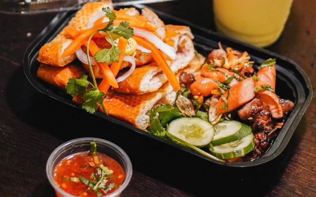 Anh Bánh Mì - Bánh Mì Thịt Nướng - Vĩnh Hội