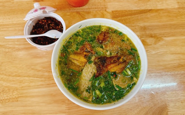 Tiệm Nhà Xoài - Bún Ốc, Bánh Đa Cá Rô & Trà Tắc - 169 Hoàng Quốc Việt