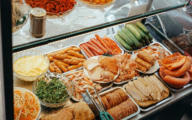 Bánh Mỳ Truyền Thống - Bánh Mỳ - 37 Lò Đúc