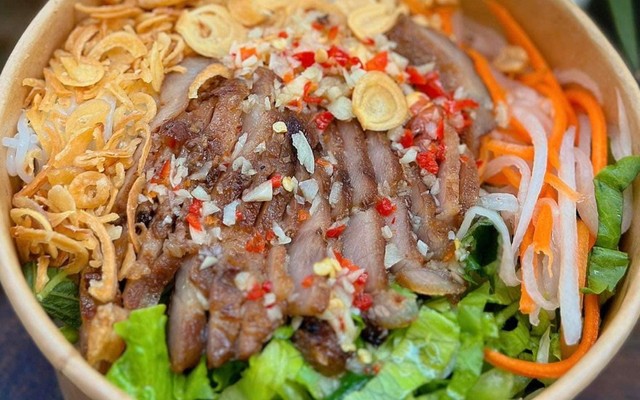 Bún Trộn & Thịt Nướng - 06/01 Chu Văn An