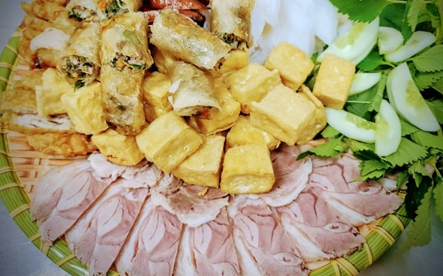 Khánh Chi - Bún Đậu - Nguyễn Văn Cừ