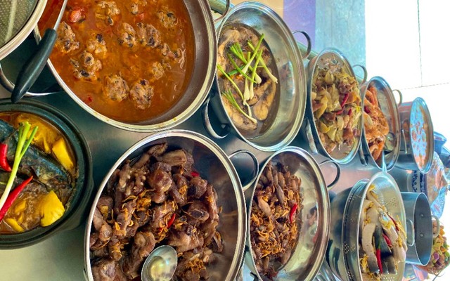 Cơm Bé - Cơm - Đường D1