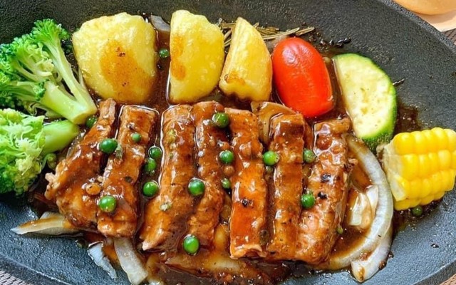 Mr. STEAK - Bò Bít Tết & Bò Né - 116 Hồng Bàng