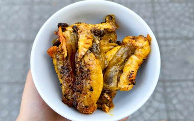 Bánh Canh Cá Lóc Tuyết Đàn Nam Giao - Bánh Canh Cá Lóc - 332 Điện Biên Phủ