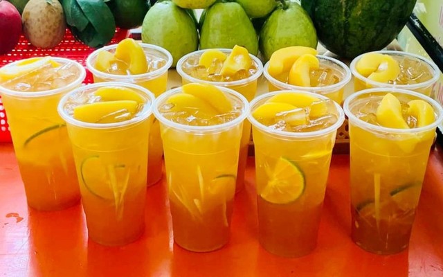 Tilo Chè Dừa Dầm - Sinh Tố & Nước Ép 85 - Đường Số 85