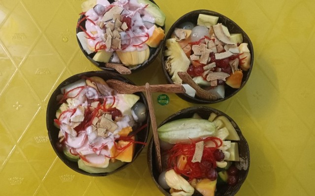 Trái Cây Tô - Nước Ép RuBy - Trần Tử Bình