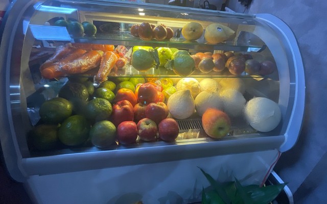 Cafe Hiền - Nước Ép, Sinh Tố & Kem Bơ Dừa Non - Phố Vọng