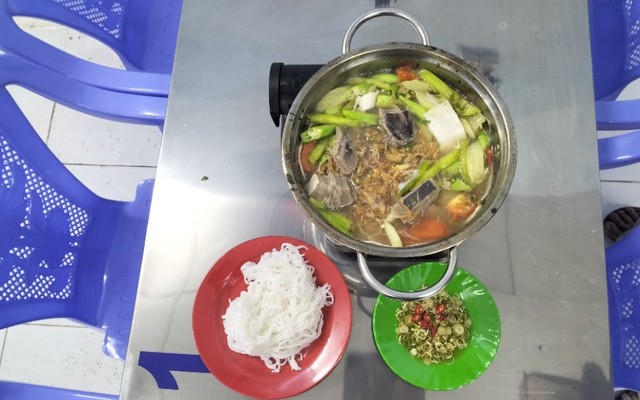 Khánh Quân - Lẩu Cá Đuối