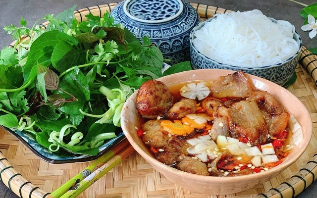 Bảo - Bún Chả Hà Nội Ngon - 404 Nguyễn Sơn