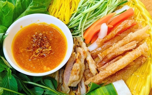 Thiện Tâm - Nem Nướng Nha Trang - 25 Hồ Xuân Hương