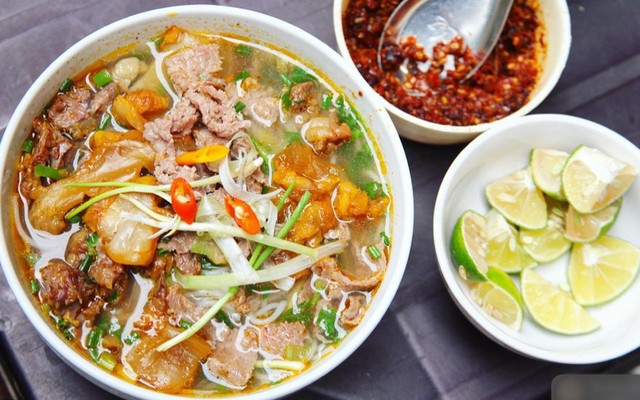 Bún Bò Huế Hải Yến - Kha Vạn Cân