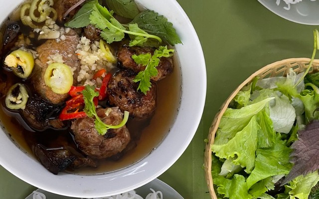 Bún Chả Ngon Hà Nội - 17 Quán Thánh
