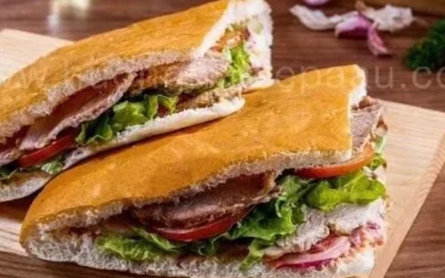 Bánh Mì Doner Kebab Phương - Tam Giác & Dài - 275 Phố Cổ Nhuế 