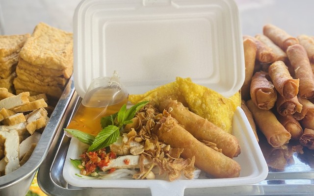 Diệu Bún Xào Chay & Bánh Ướt Chay - Nguyễn Thiện Thuật