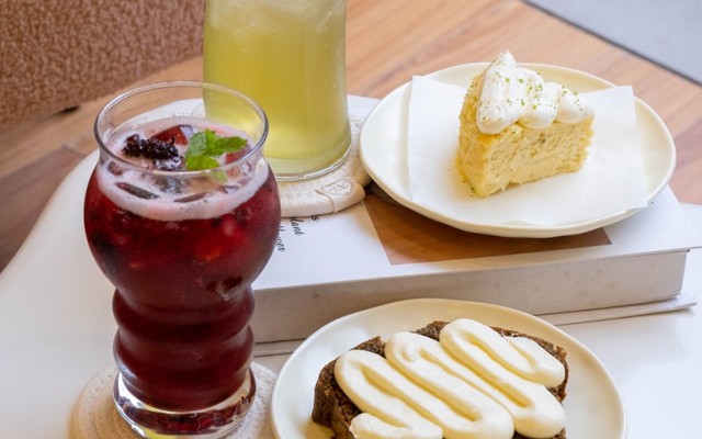 Sans Bakery - Bánh - 47A Mai Hắc Đế