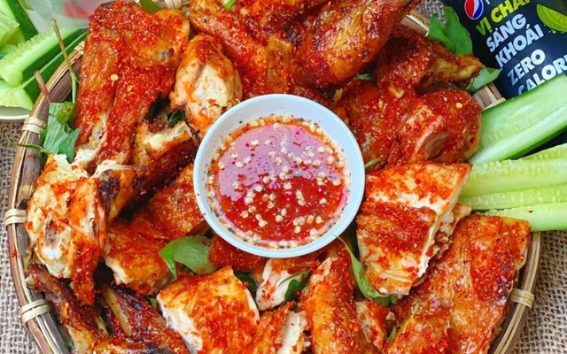 Gà Nướng Hoàng Phát - Gà Nướng - Nơ Trang Long 