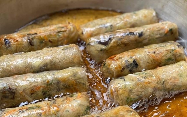 Nem Rán - 59 Hoàng Cầu