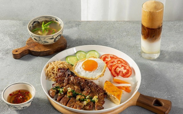 Cơm Tấm Phố - 312 Thái Hà