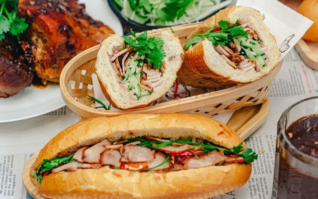 Bami Sing - Bánh Mì & Xôi Mặn - Cầu Cốc