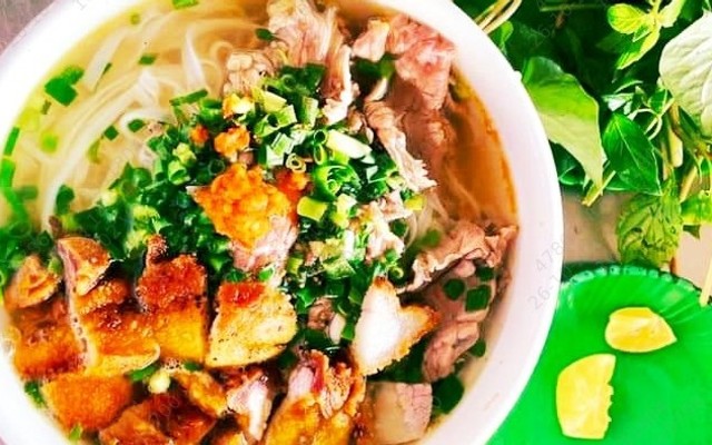 Phở Tàu Quân - Heo Quay Giòn - 73 Đường Số 9