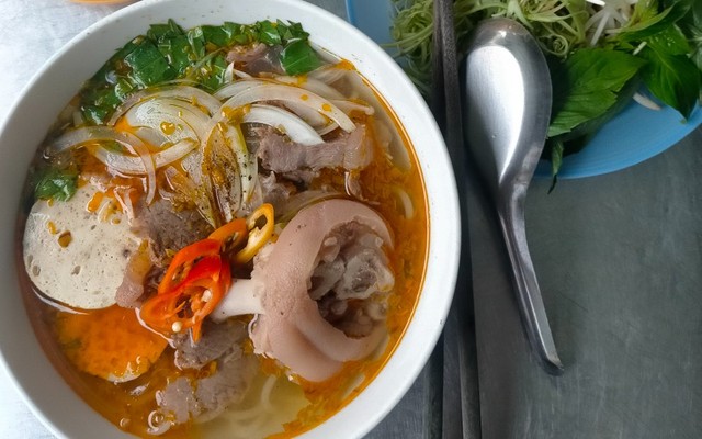 Bún Bò Giò Heo Cô Châu - Nguyễn Súy