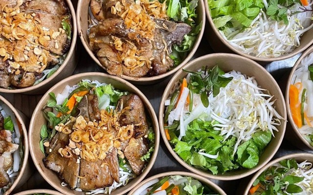 Bún Mắm Trộn Phake - Cơm & Bún - Cầu Giấy