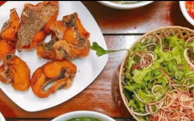 Bún Cá Chấm Chan Trộn Hồng Nhung - Chiến Thắng