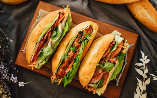 Bánh Mì Yummy - Bùi Ngọc Dương