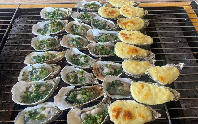 Hàu Chất Nước Chấm Thần Thánh - Hàu Phomai & Mỡ Hành - Trường Chinh