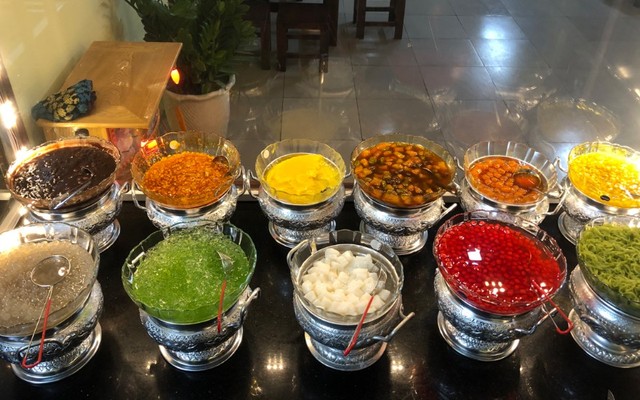 Chè Thái U Đua - Phong Đình Cảng