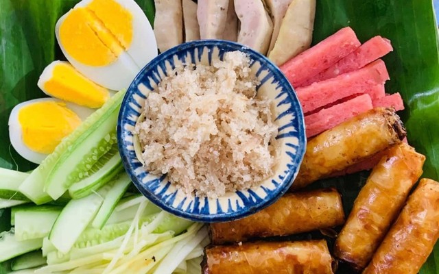 Chả Cuốn Cá Trích Dung - Đặc Sản Phan Thiết - 104 Võ Thị Sáu