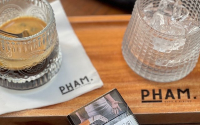 Phạm Café & Bistro - Cà Phê - Trần Hưng Đạo