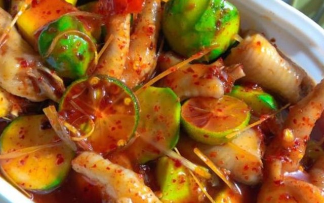 Chân Gà Sốt Thái - Thu Hà