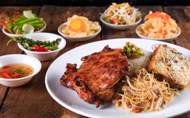 Cơm Tấm Việt Thảo - 162L Trường Chinh
