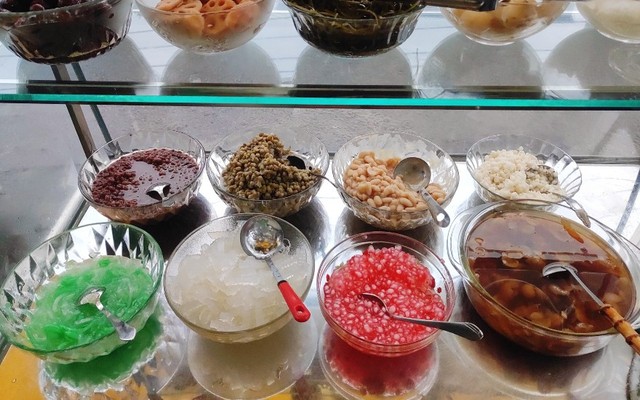 Chè Nguyệt - Chè Ba Màu & Sâm Bổ Lượng - Lê Quang Kim