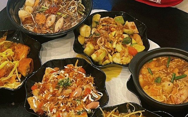 Ăn Vặt Đây Nè - Mì Cay, Bún Thái & Bánh Tráng Cuộn - Nguyễn Công Trứ