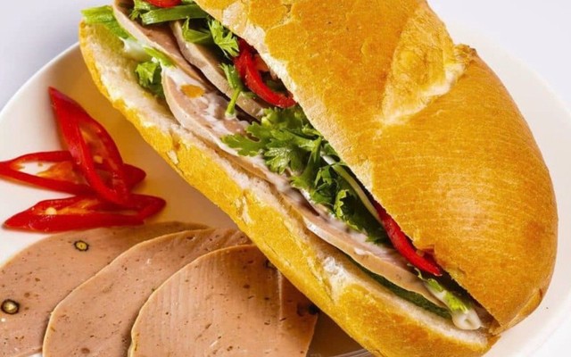 BÁNH MÌ HÀ NỘI PHỐ - 139 Lạc Long Quân