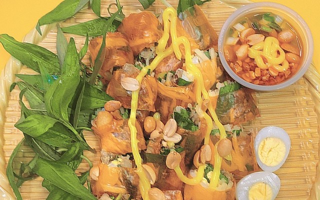 Bánh Tráng Trộn - Paper Food - 35 Nguyễn Trọng Trí