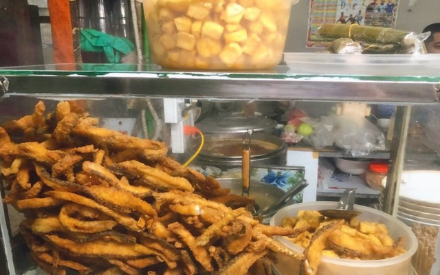 Cô Thảo - Bún Cá - Chợ Mơ