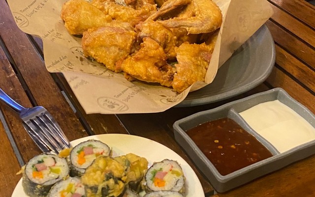 Chicken TALK Nha Trang - Gà Rán - 121 Hồng Bàng