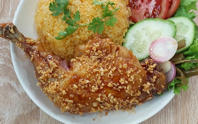 Cơm Gà Xối Mỡ - Kim