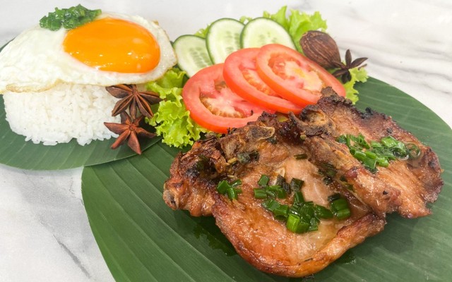 Repas - Bán Cơm Gà & Sườn Nướng - 1D Hàm Nghi