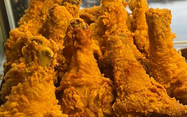 Gà Rán Vân Vân - Gà Rán - 18B Trần Bình