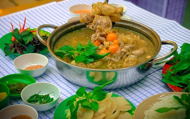 Lẩu Gà Lá É - Góc Đà Lạt - Hà Trì, Hà Đông