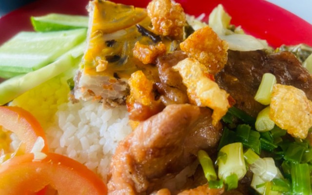 Cơm Tấm & Bún Thịt Nướng Xiên Que - Đường Nguyễn Phúc Chu