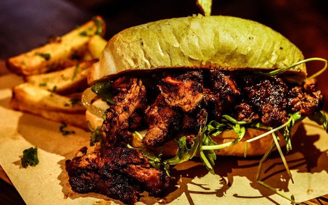 Lekker Restaurant - South African BBQ - 520B Đặng Tiến Đông