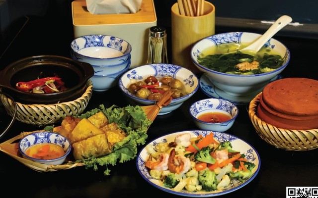 Cơm Niêu Việt - Nhà Hàng Cơm Việt - 26 Lãn Ông